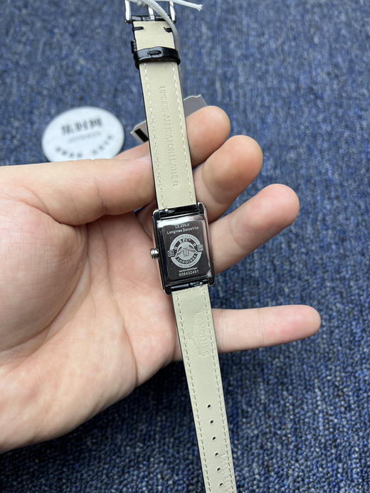 浪琴 LONGINES 黛绰维纳系列 女士腕表 商品图6