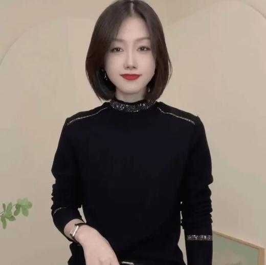 雀说新款纯色烫钻德绒时尚气质设计感女士T恤显瘦休闲长袖打底衫 商品图0