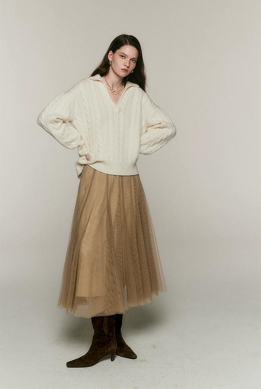 复古高克重90羊毛10羊绒法式大V领拧花棒针可叠穿毛衣 商品图12