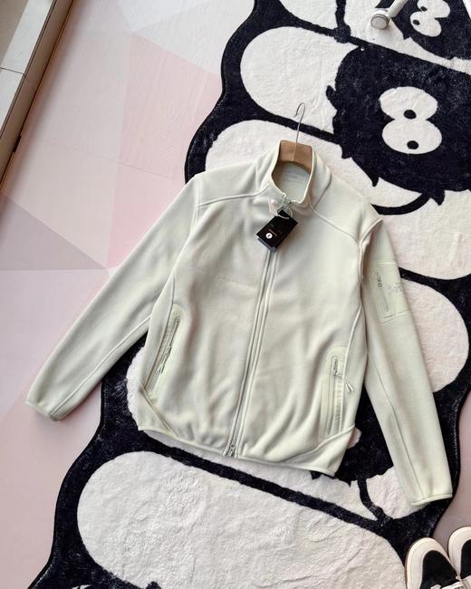 F011230冬新款女士户外运动休闲羊羔毛保暖抓绒衫外套 商品图3