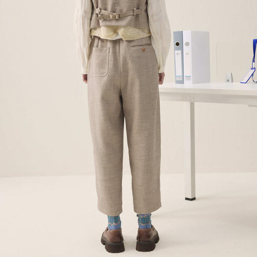 谜底萝卜裤长裤2026年春季新品立裁收褶后腰松紧裤子女261MK0252 商品图2