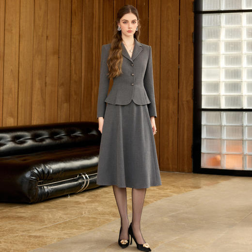 IWY/高级感翻领灰色西装套裙女修身收腰职业装商务通勤正装25CS869 商品图3