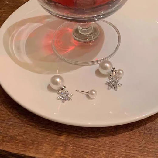 「冬日初雪」氛围感满钻雪花925银珍珠耳环银针耳环-纪念日百货门店同款168197741 商品图3