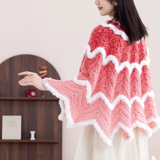 苏苏姐家醒狮披肩手工diy编织钩针梦羽590g毛线团自制披肩材料包 商品图4