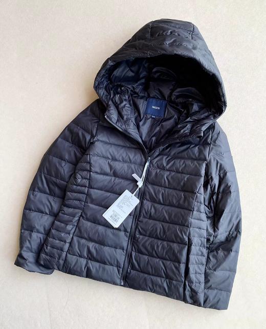 F011238秋冬甄选连帽轻薄排骨羽绒服女通勤休闲保暖外套 商品图3