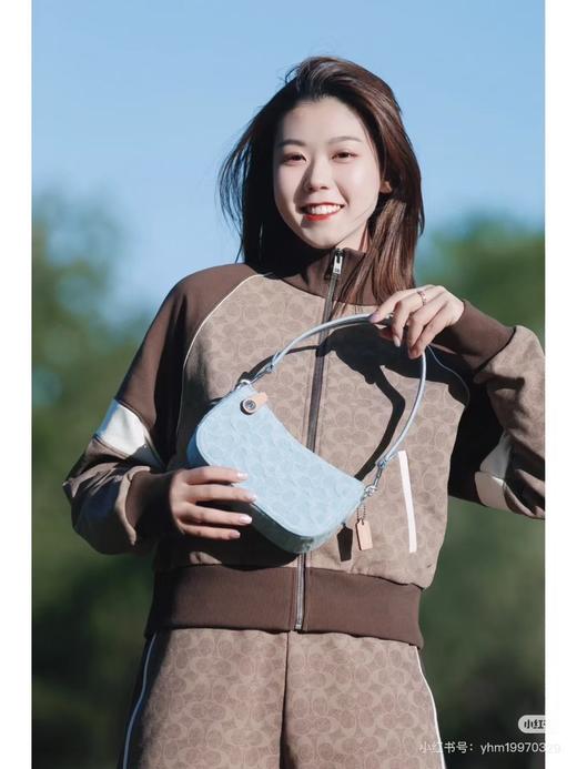 𝐂𝐇女款撞色老花夹克 短裤套装 商品图2