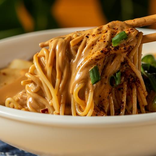 关东格格东北麻辣烫|汤汁浓厚香醇、黏糊糊！麻辣鲜香，一口就上头 商品图0