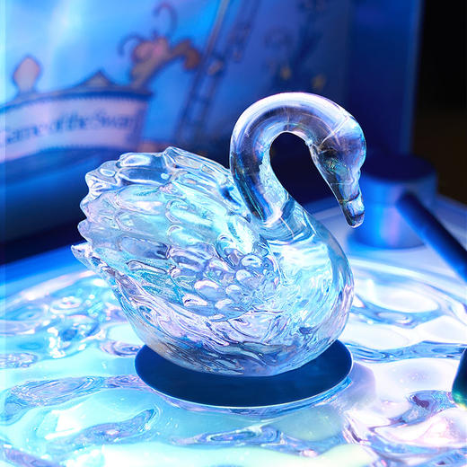 大英博物馆 天鹅贵族游戏棋盘系列 光影律动 白噪音蓝牙音响-波光翎韵 商品图3