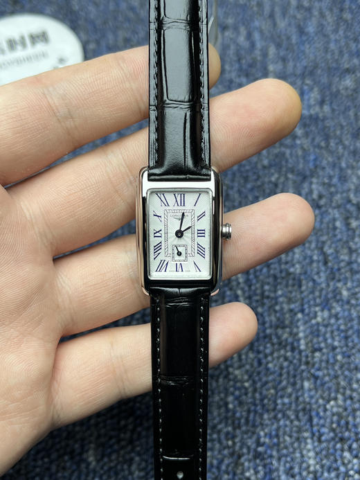 浪琴 LONGINES 黛绰维纳系列 女士腕表 商品图1