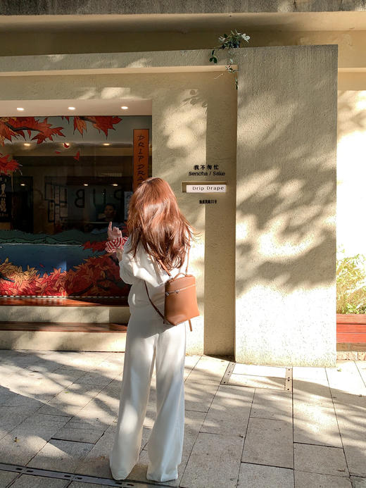 <曾小咸推荐>现货秒杀 ！微信超特价！圣诞树印花加绒卫衣（含围巾） 日常219.99 立减130 秒杀89.99！！ 商品图8