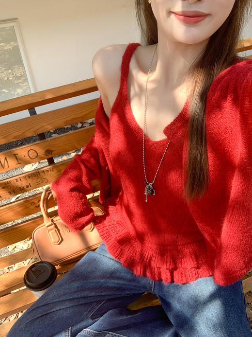 <曾小咸推荐>现货秒杀 ！微信超特价！韩系毛衣开衫两件套 日常269.99 立减140 秒杀129.99！！ 商品图5