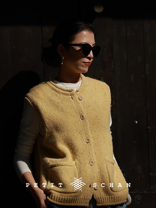 Petit Schan小闪 CLO#1025 Chubby 小胖过大年 绵羊毛混纺彩点针织马甲 商品图1