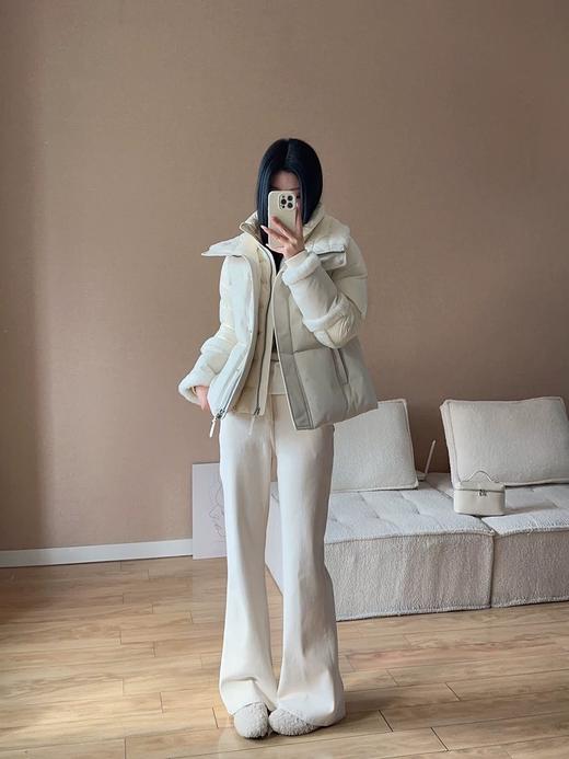 一店k（太哇塞了！订单货！）又又又来好东西啦！🤤贵妇级别！太高级了！750蓬90白鸭绒！二合一设计！北欧科技面料！羊毛点缀！三种面料拼接！四层防钻绒面料！贵贵快上万了都 M家羊毛拼接羽绒夹克 商品图13