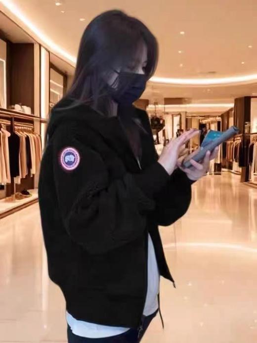 F011389新款抓绒羊毛饰章连帽夹克外套男女同款 商品图6