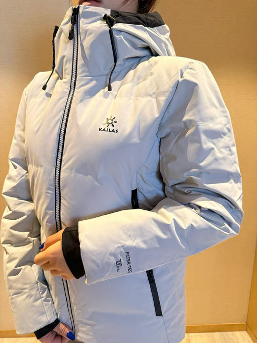 原单正品凯乐石达古连帽鹅绒羽绒服 小码女生可以穿 
鹅绒清仓了哈  黑色只有S了   灰色 码数齐
700蓬鹅绒填充，轻盈保暖，面料又防水防脏，特别好打理！
断码亏本特价 商品图8