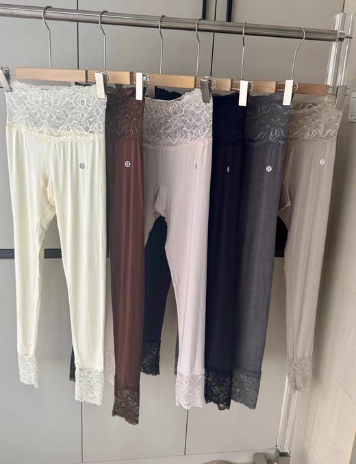 F011338纯欲氛围感拉满女款亲肤磨毛蕾丝保暖套装 商品图10