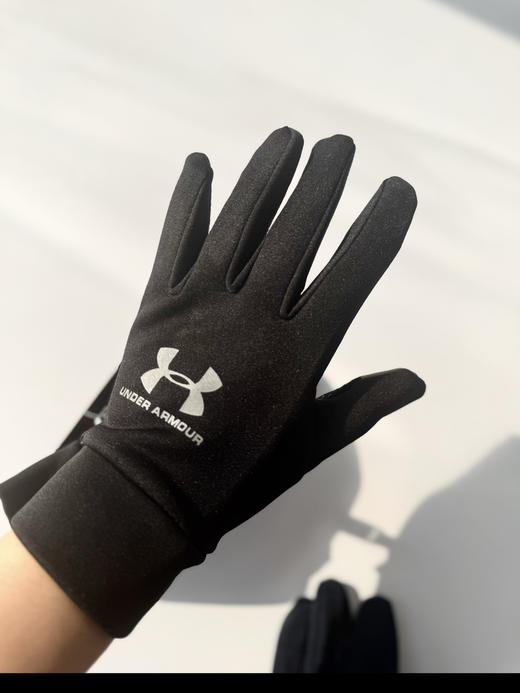 .两色，手套，安德玛ua印花logo保暖防护可触屏防滑手套 商品图4