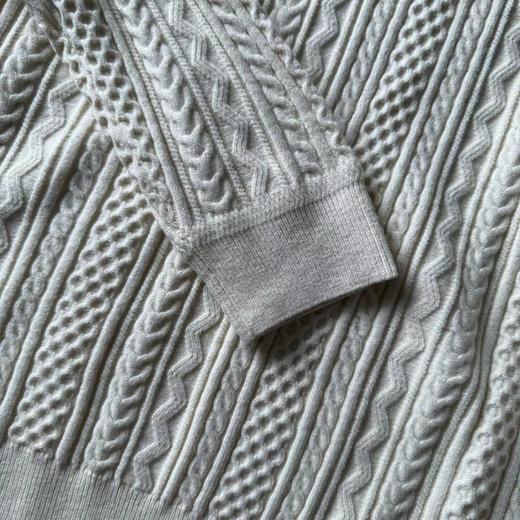 F011337男士圆领肌理感绞花毛衣保暖针织衫上衣 商品图14