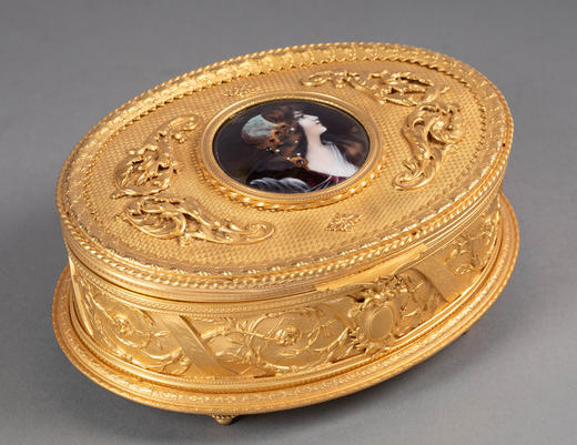 独角鹿西洋古董20世纪法国出品卷叶缎带纹铜鎏金精雕镶嵌少女肖像主题手绘细密画珍宝盒 商品图5