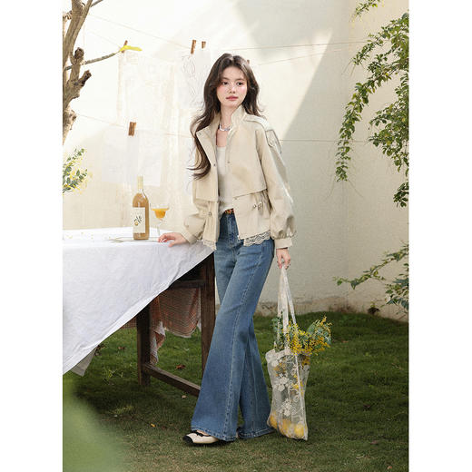 鹿向南「千里寻花」米色蕾丝拼接长袖短款风衣女春季收腰法式外套 商品图2