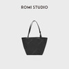 ROMI STUDIO 首饰袋 头层牛皮肩带斜纹布正反背托特包RWCLP37185 商品缩略图0