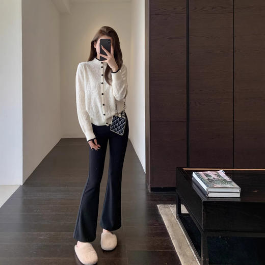 温柔气质！时髦撞色提花白色小衫！显瘦毛衣女上衣26秋冬新款！ 商品图2