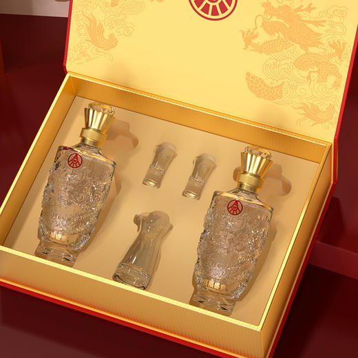 【五粮液股份出品·喜福盛世龙腾限定礼盒】热卖中！！赠一壶两杯+手提礼袋！52°浓香型白酒 500ml*2瓶/盒 一瓶一码 商品图2