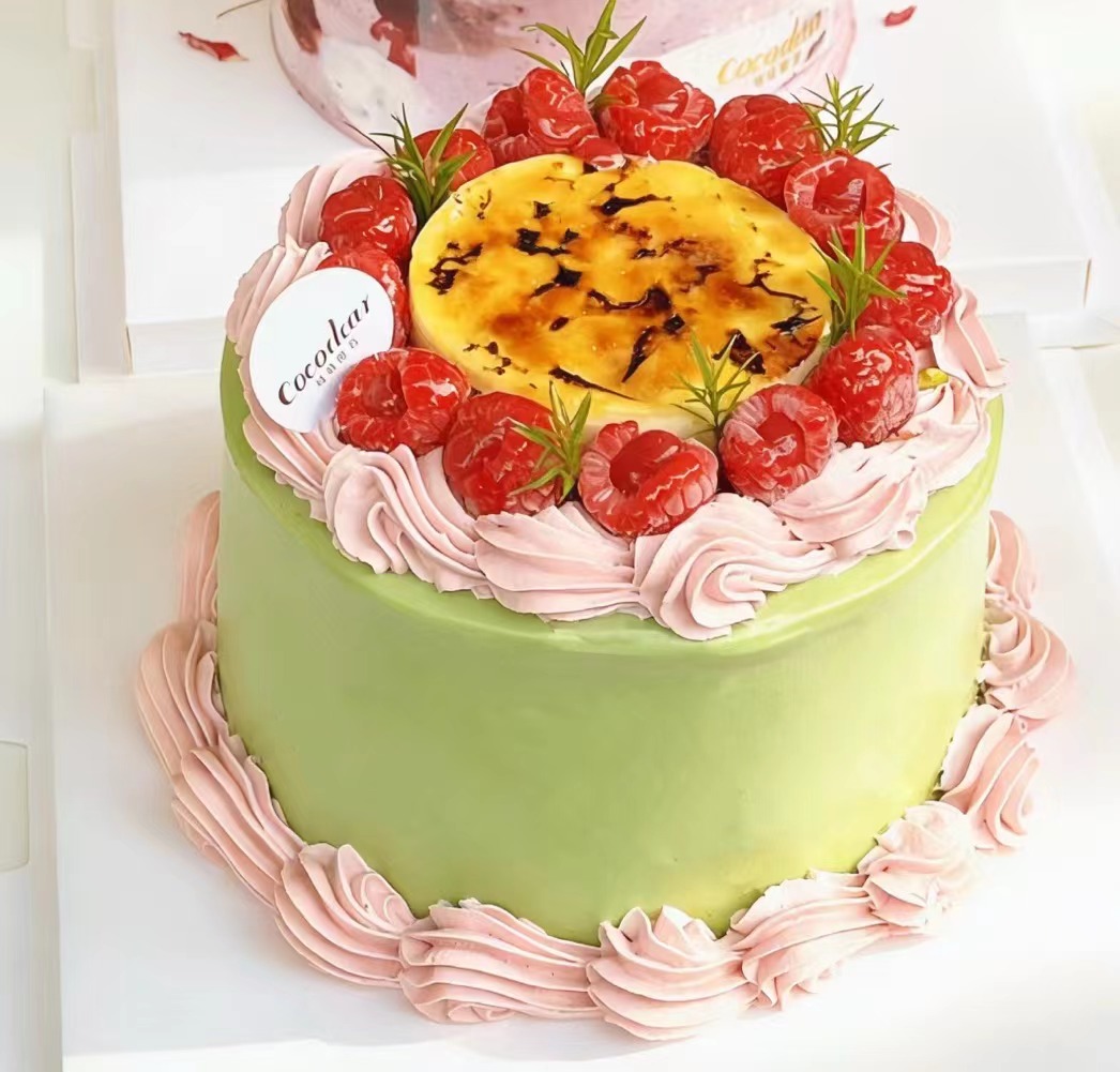 开心莓果烤布蕾