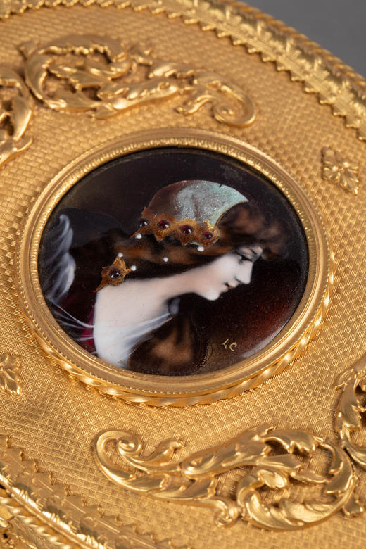 独角鹿西洋古董20世纪法国出品卷叶缎带纹铜鎏金精雕镶嵌少女肖像主题手绘细密画珍宝盒 商品图6