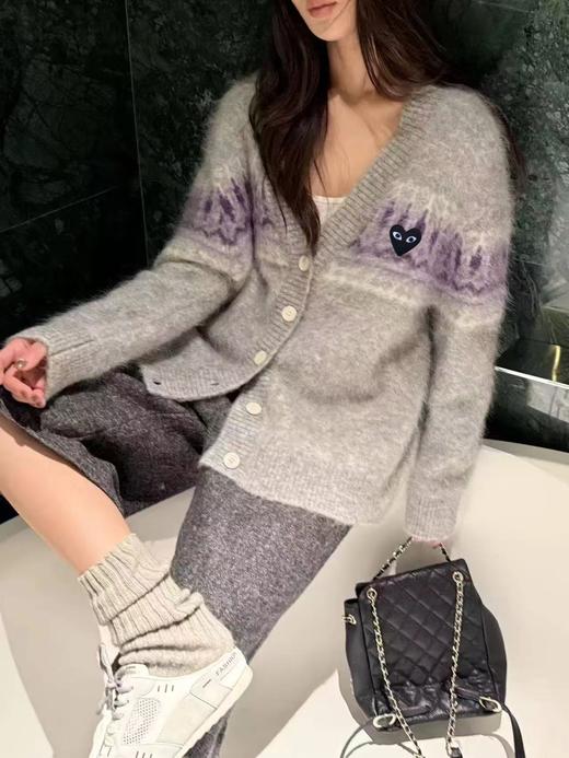 F011336慵懒氛围感灰紫渐变马海毛针织开衫女 商品图4