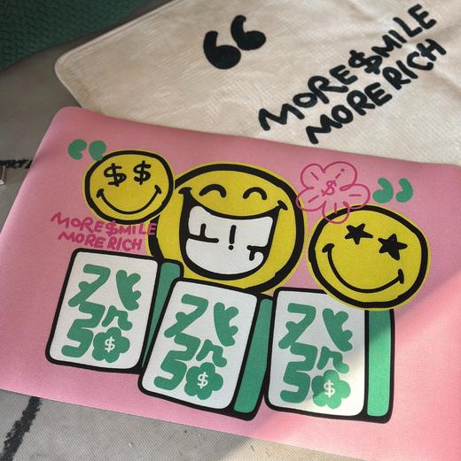【法国Smiley经典笑脸IP“有钱花”家居好物】擦手巾、地垫、香挂、抱枕、挂画、盖毯 商品图3