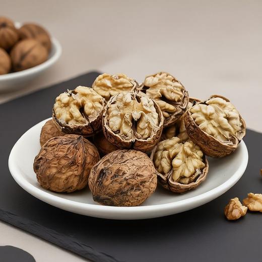 【3斤十堰主城区包邮】云南干核桃 壳薄易剥 清脆回干 1斤/3斤 商品图2