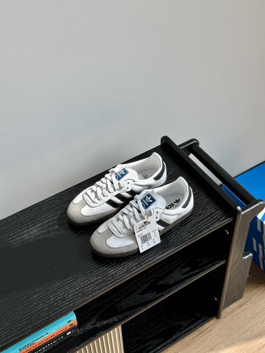 点此购买 阿迪Originals Samba男女款德训板鞋 98 339884 商品图5