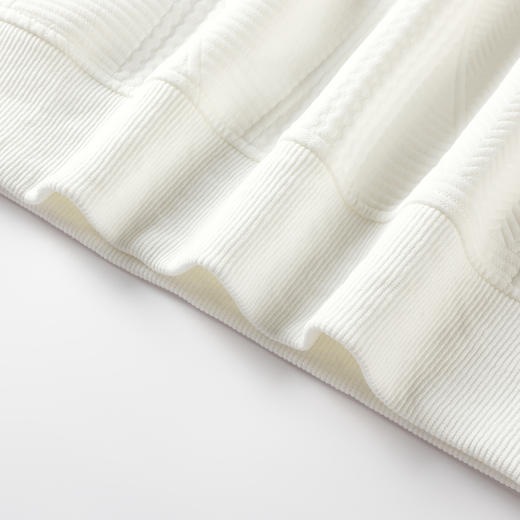 gxgjeans 男装【肌理感面料】男士套头圆领卫衣2025新款绣花舒适百搭男上衣K&C 商品图6