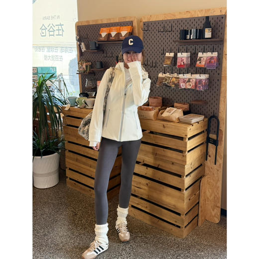 2601201  cross chill 加绒款 健身外套，当内搭保暖 商品图4