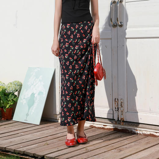 三彩2026春季新款樱桃半身裙高腰直筒裙木耳边长裙优雅M 商品图3