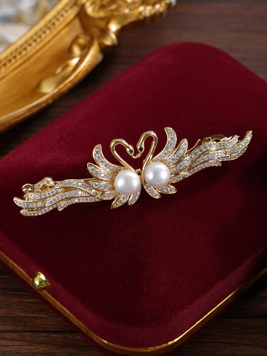 子佩集【天鹅恋曲】珍珠惜王妃发夹【HBFJ034】7mm珠镀金天鹅2601 商品图4