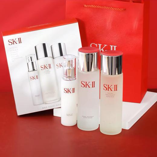优选丨送礼袋【顺丰直发】SK-II多方位三件套盒（神仙水230ml+清莹露230ml+乳液100ml） 商品图6