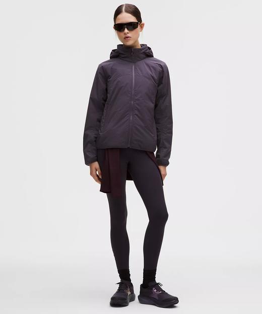 好折！lululemon 专业跑步夹克 保暖透气防水防风 反光安全设计 原价￥2000，现在￥1350直邮到手 商品图1