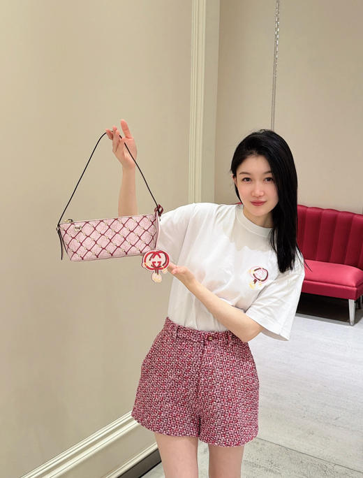 古驰 2026超限定新品 马年限定 马衔扣刺绣T恤(KX*MM) 商品图0