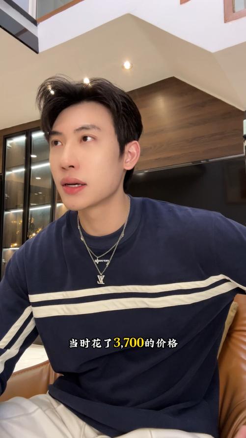 26WY15SDSA男士秋冬新款痞帅男装韩版装饰织带印花字母圆领长袖T恤百搭 商品图0