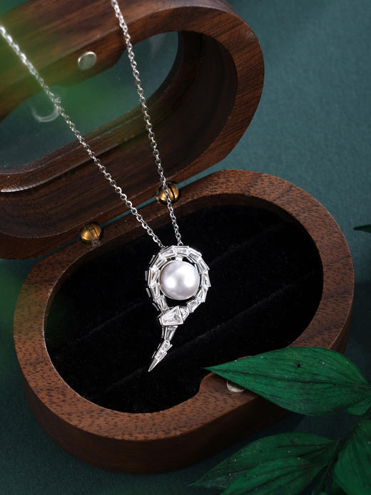 子佩集【许愿灵蛇】银S925珍珠惜王妃吊坠【XXDZ049】7mm珠衔尾蛇（不含链）2601 商品图3