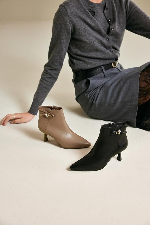 千百度冬季时装短靴A25575523 商品图0