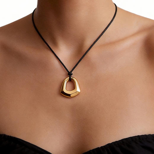 【新品上新】Mordern Art 现代艺术时期 | 菱镜金/银色项链 商品图3