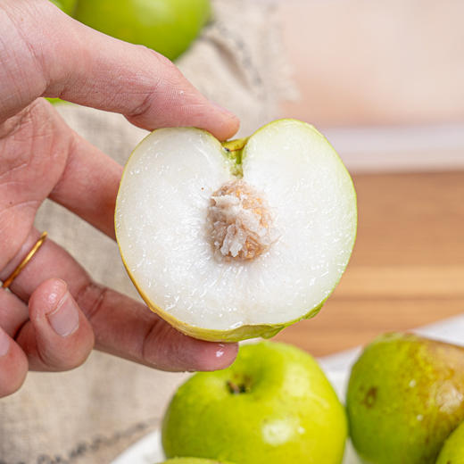 【雀斑苹果枣】果肉细腻，脆嫩多汁 商品图3