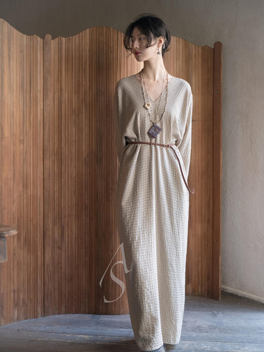 Cortana 米色NUNA肌理格纹羊毛垂坠连衣裙 商品图0