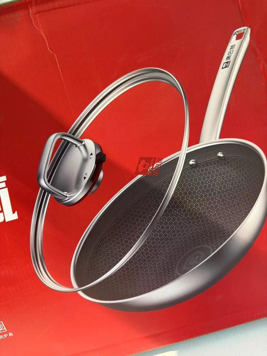 F011362家用均匀导热无涂层有钛0氟蜂窝锅 商品图5