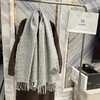 F011378冬季浅灰色满印提花羊绒刺绣围巾披肩 商品缩略图1