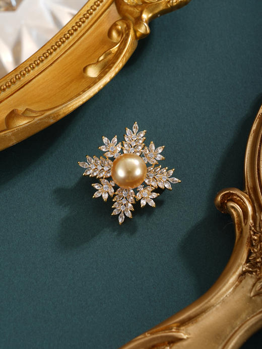 子佩集【骄阳映雪】珍珠惜王妃胸针【HJYXZ001】12.5mm珠镀金四芒星金色珠2601 商品图2
