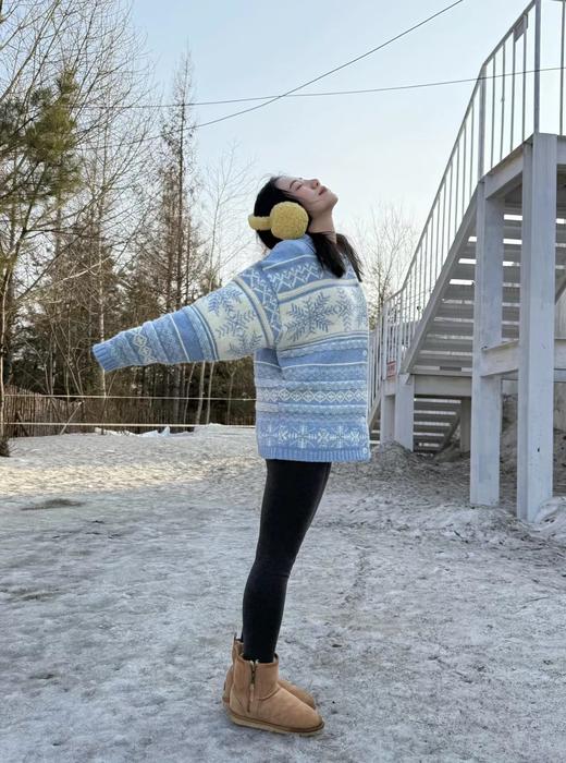 F011305女士雪花提花撞色费尔岛针织纽扣开衫外套 商品图1